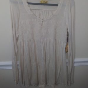 NWT Princess Vera Wang cream long sleeve top